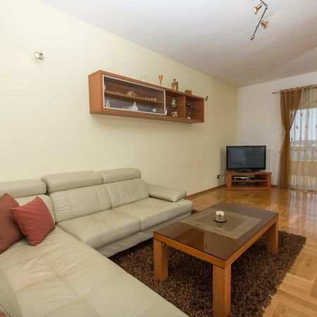 Apartments Meri Сегет-Враниця Екстер'єр фото