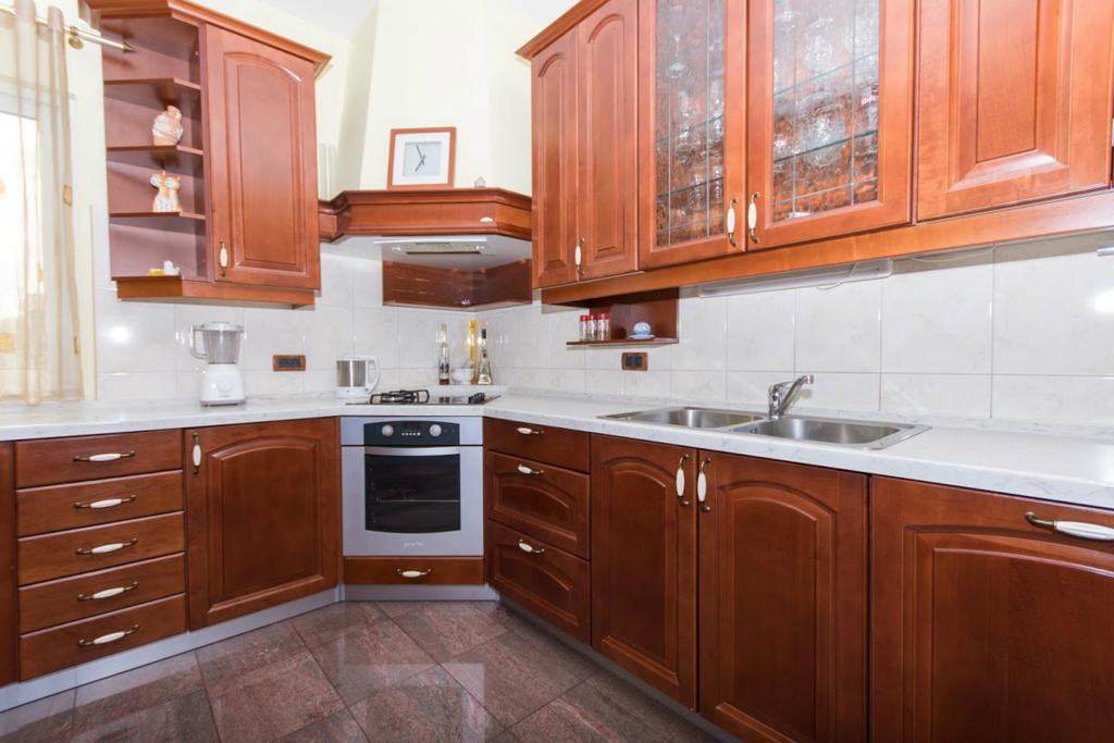 Apartments Meri Сегет-Враниця Екстер'єр фото