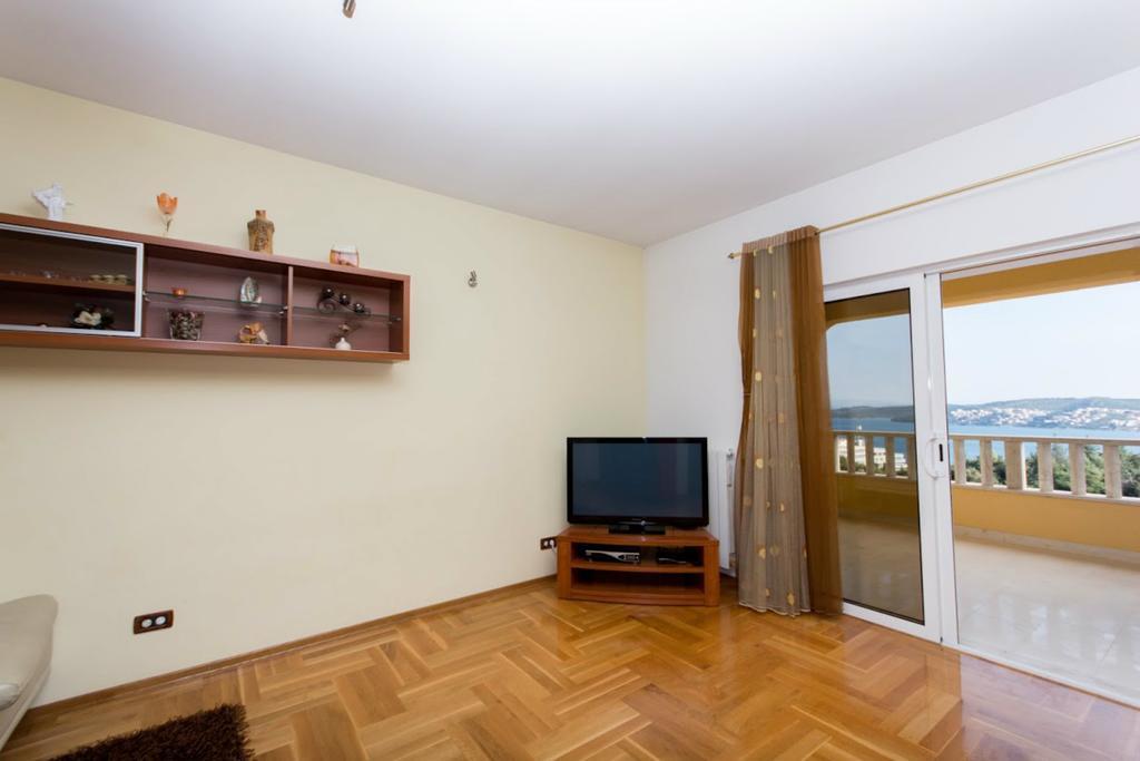 Apartments Meri Сегет-Враниця Екстер'єр фото