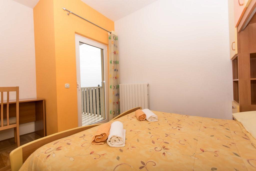 Apartments Meri Сегет-Враниця Екстер'єр фото